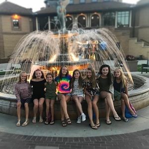 Meet your Posher, Nicole